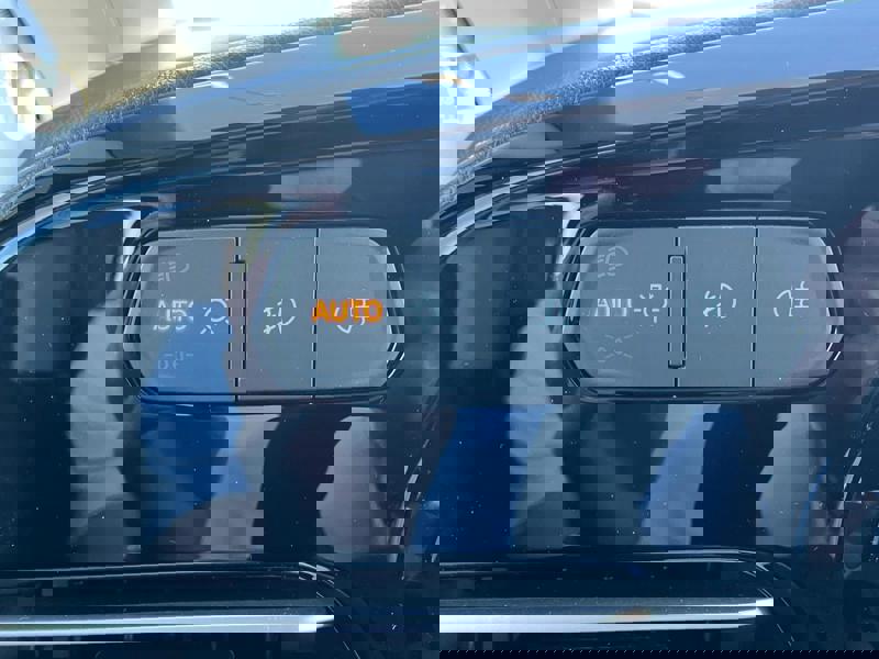 Image Ford GRAND TOURNEO CONNECT 1.5 EcoBoost 114 Active 7 places TVA GPS Caméra Carplay Régul Clim auto Gtie 1 an